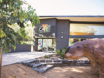 Visitor Experience Centre WEB