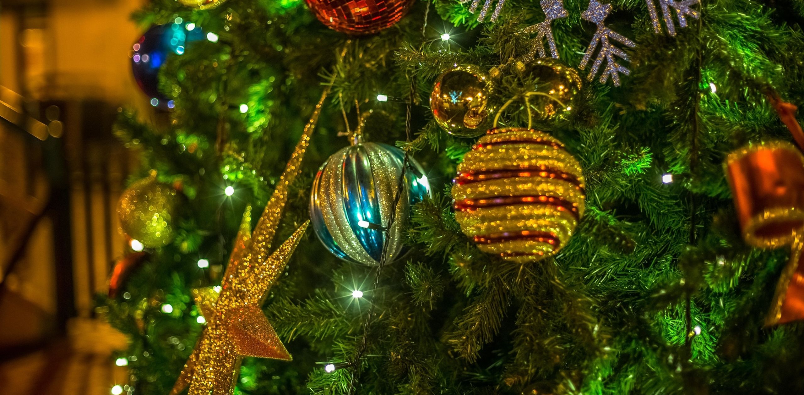 Smile, it's Christmas!