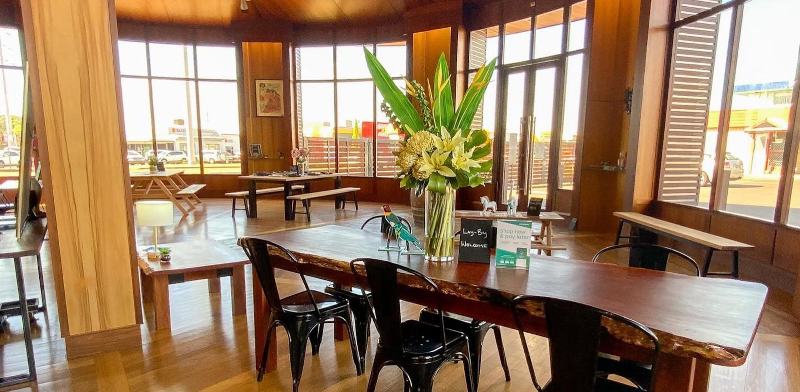 Ramiens Timber Banner