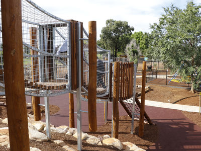 VISIT ATTRACTIONS Dubbo Regional Adventure Playground2