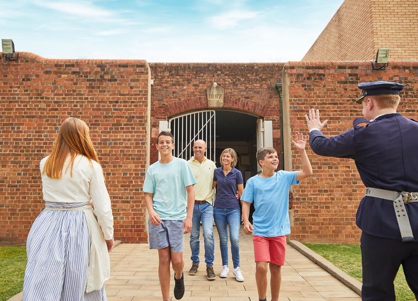 Attractions - Head Behind Bars And Explore Old Dubbo Gaol