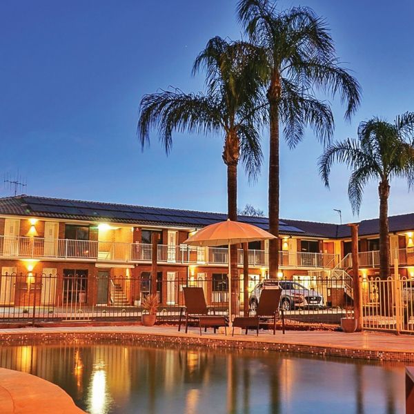 Accommodation - The Palms Motel