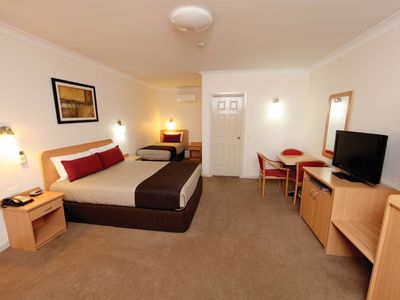 VISIT BUSINESSLISTING Abel Tasman Motor Inn Room 2