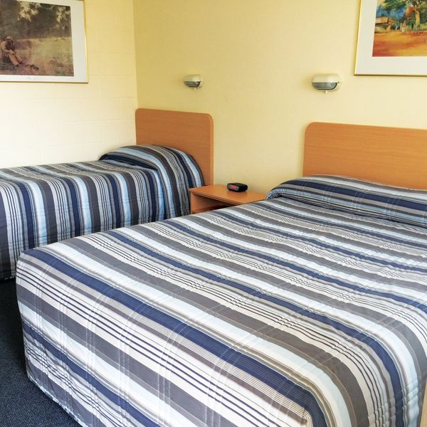All Seasons Motor Lodge Main Pic