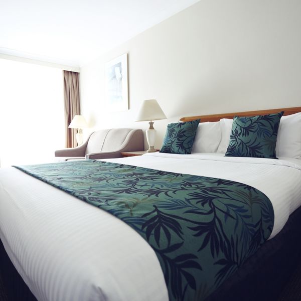 Cascades Motor Inn