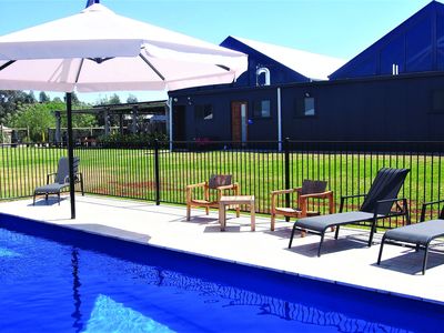 VISIT BUSINESSLISTING Dubbo Rhino Lodge Pool