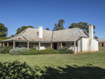 VISIT BUSINESSLISTING Dundullimal Main Pic