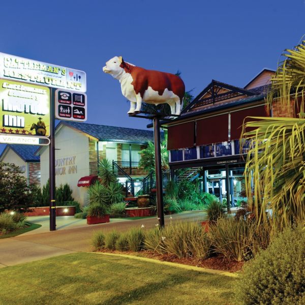 Accommodation - Cattleman's Country Motor Inn And Serviced Apartments