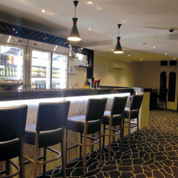 Eating Out - Cattleman's A La Carte Restaurant