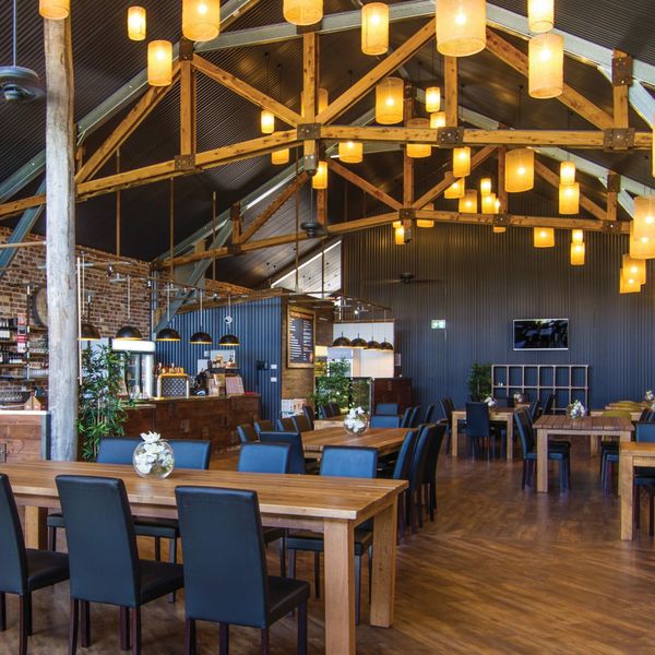 Eating Out - Dubbo Rhino Lodge Restaurant And Bar