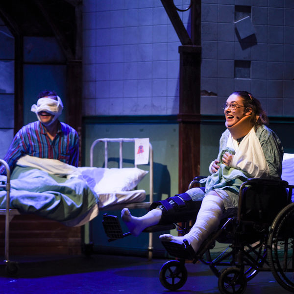 4 Nicholas Starte and Emma Kew in The Midnight Gang Photo Heidrun Lohr