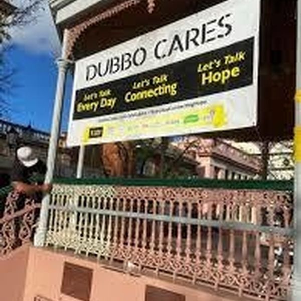Dubbo cares banner on rotunda