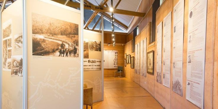 Great Western Plains - Gilgandra - Coo-ee Heritage Centre