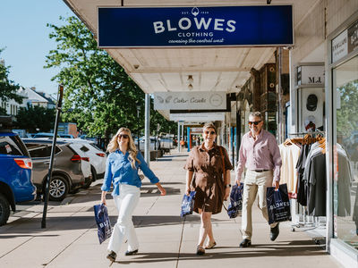 Dec25 Blowes Clothing 00009
